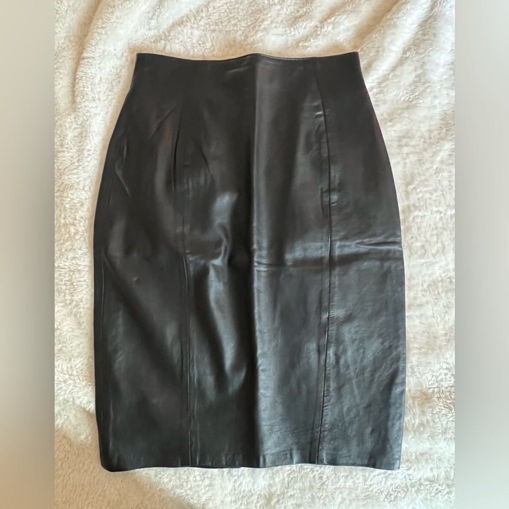 Stunning Marc by Andrew Marc Black Leather Lined Pencil Skirt Women’s Size 8